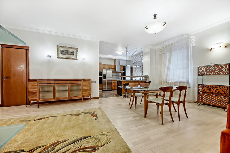 Продажа квартиры площадью 150 м² 3 этаж в Опера Хаус по адресу Остоженка, Остоженка ул., 25